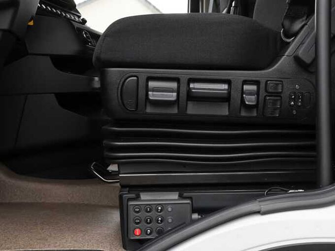 Iveco S-Way AS440S50T/FP Sattelzugmaschine